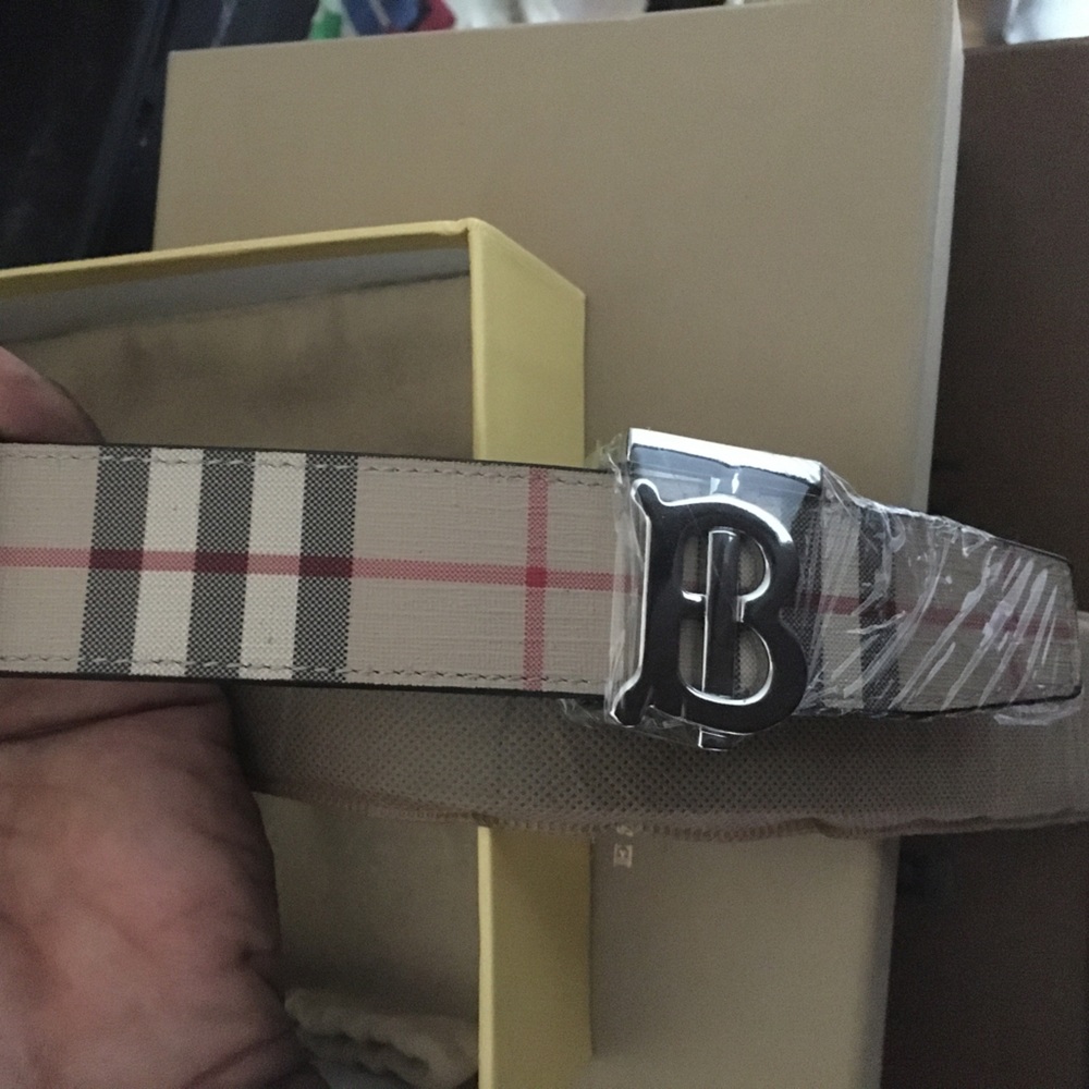 Burberry Monogram Belt Size 36 - Picture 8 of 15